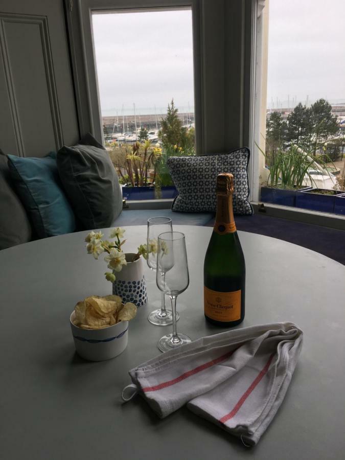 Elegant Seaview Apartment Bangor  Eksteriør bilde